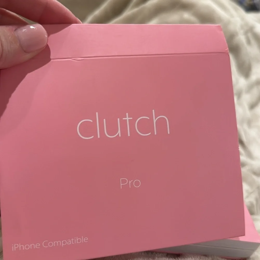 Clutch Pro Portable pink iPhone lightning Charger NWT in box